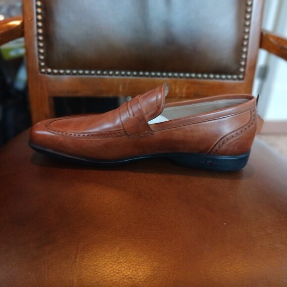 Mens casual slip ons in brown leather. New and unworn. - Picture 3 of 6